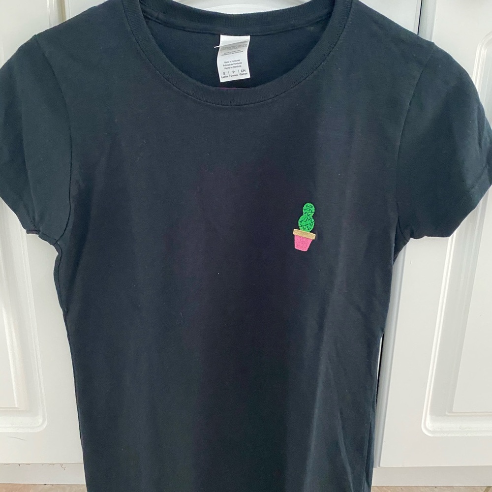 COPY - COPY - Black ladies t-shirt.